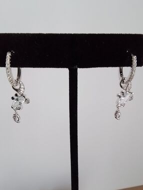 Pretty Bird White Gold Plated Crab Huggie Earrings